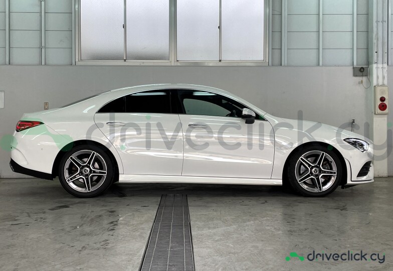 Mercedes CLA-class Белый