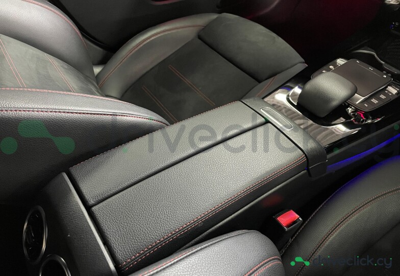 Mercedes CLA-class Белый