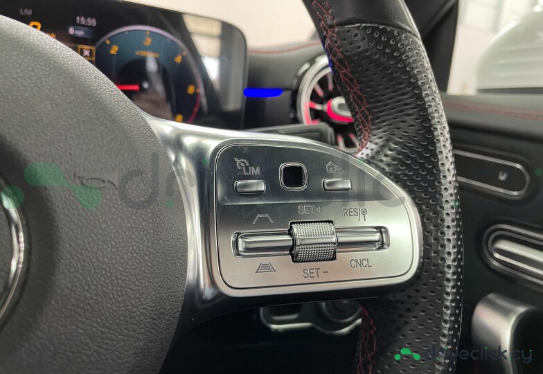 Mercedes CLA-class Белый
