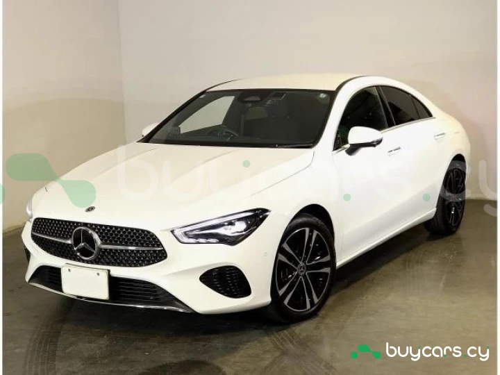 Mercedes CLA-class Белый