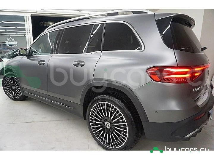 Mercedes EQB Grey