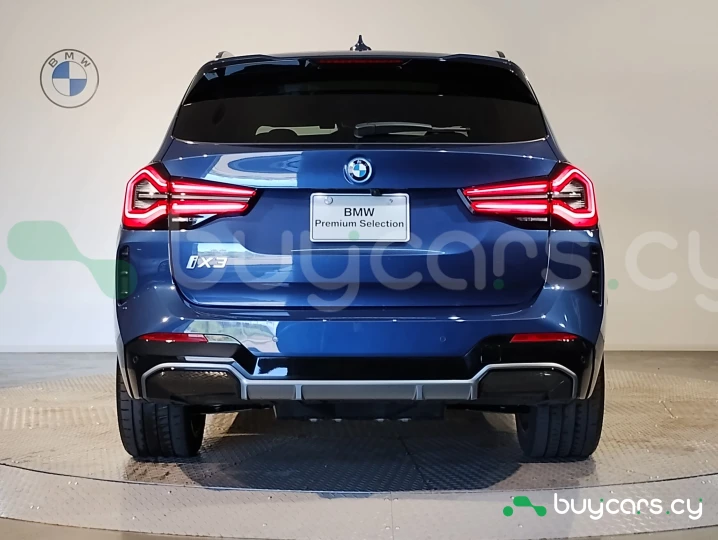 BMW iX3 Синий
