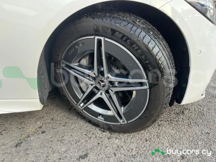 Mercedes C-class White