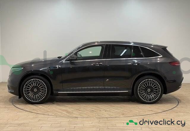 Mercedes EQC Black