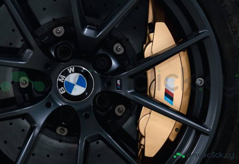 BMW M4 Синий