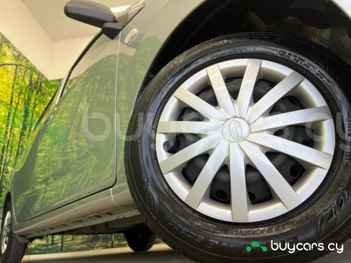 Subaru Pleo plus Серый