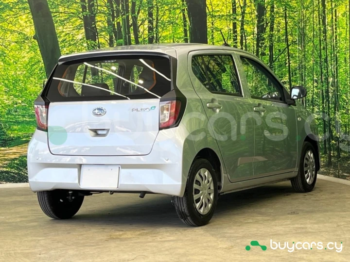 Subaru Pleo plus Серый
