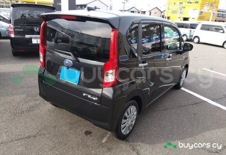 Subaru Stella Черный