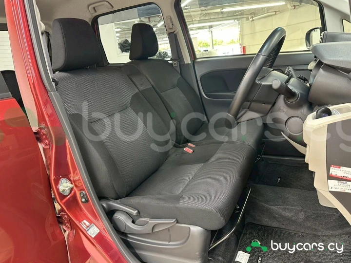 Subaru Stella Красный