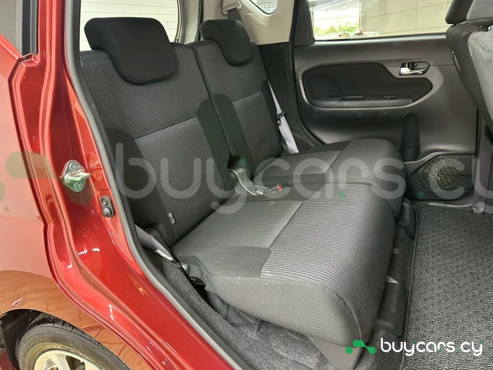 Subaru Stella Красный