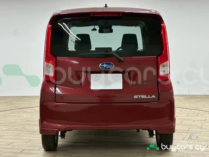 Subaru Stella Красный