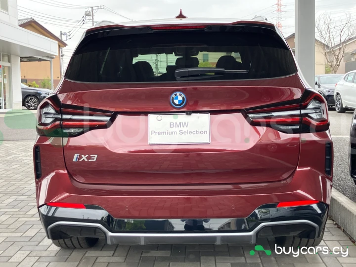 BMW iX3 Красный