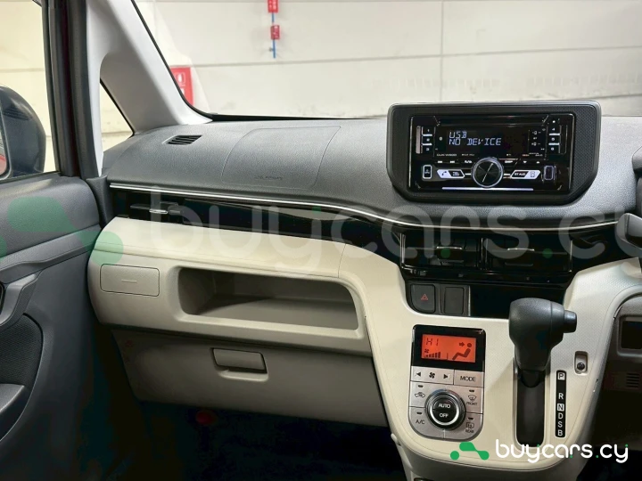 Subaru Stella Красный