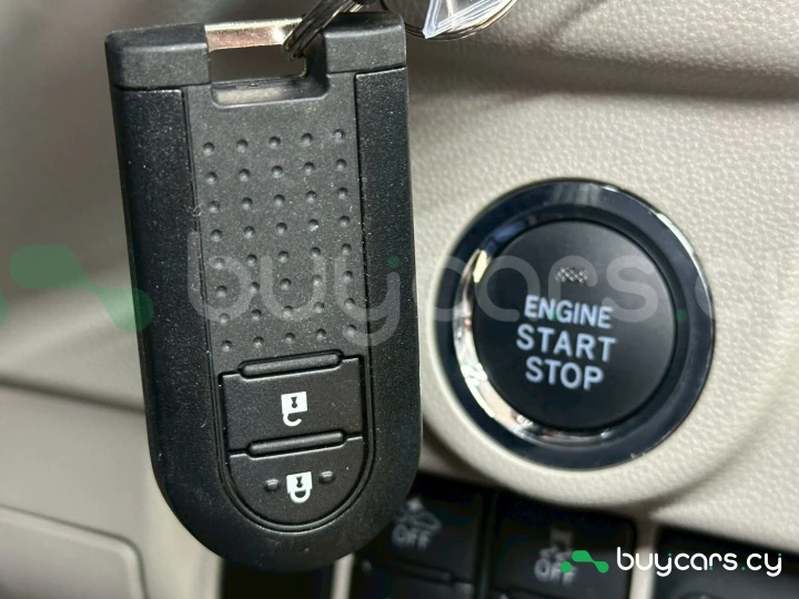 Subaru Stella Красный