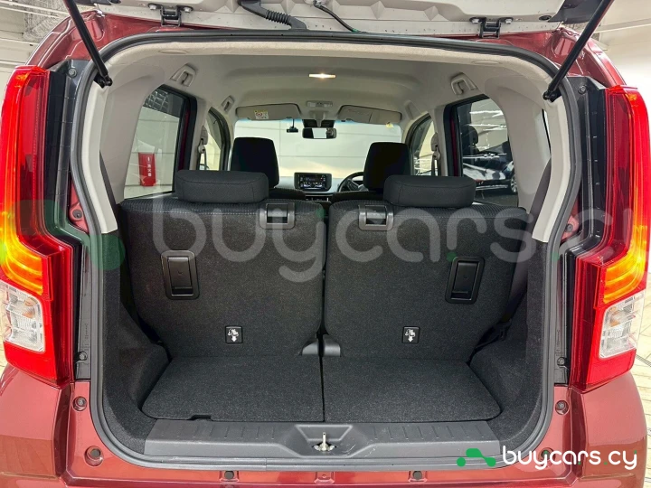 Subaru Stella Красный