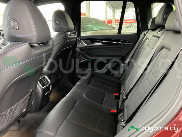 BMW iX3 Красный