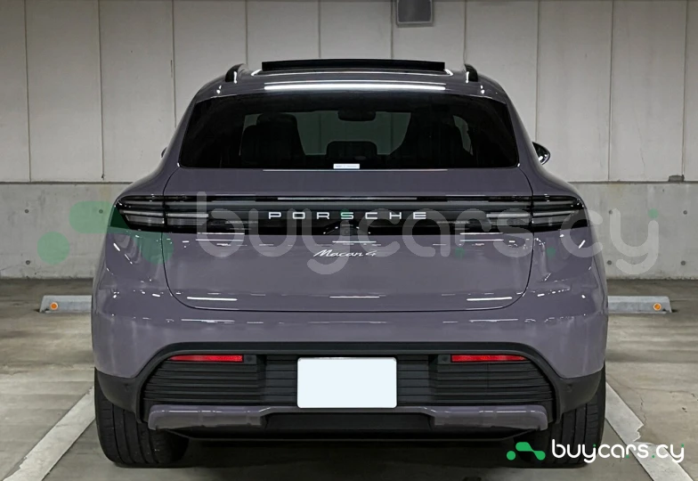 Porsche Macan Фиолетовый