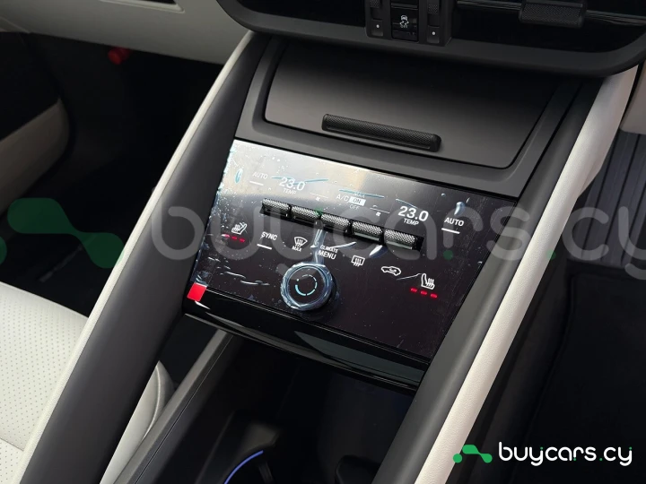 Porsche Macan Фиолетовый