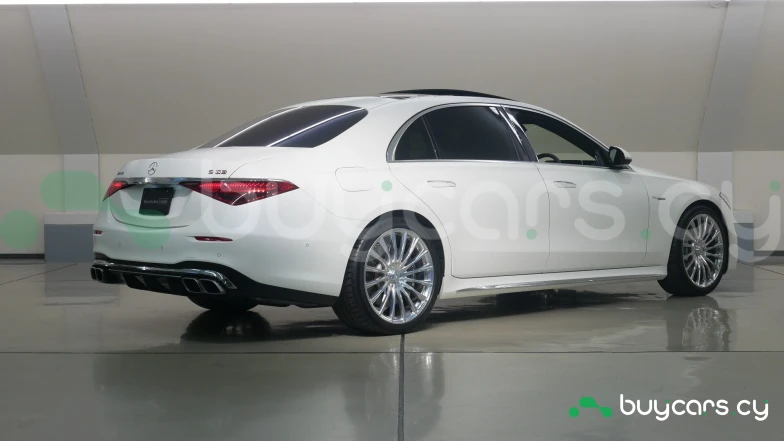 Mercedes S class White