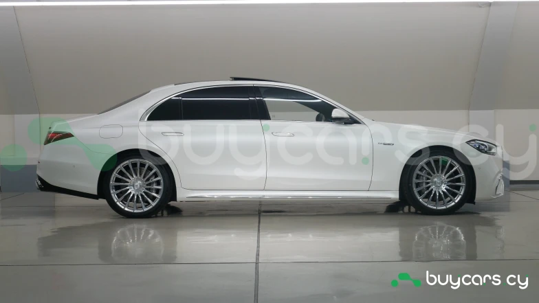Mercedes S class White