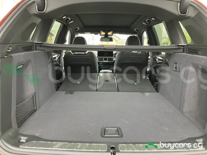 BMW iX3 Красный