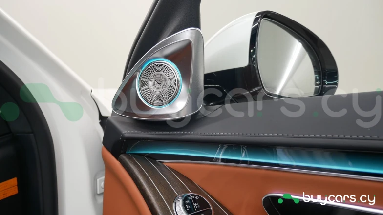 Mercedes S class White