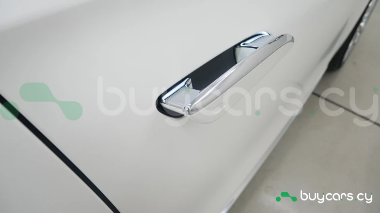 Mercedes S class White