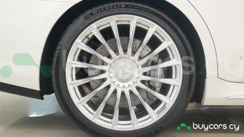 Mercedes S class White