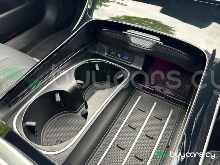 Mercedes S-class Black