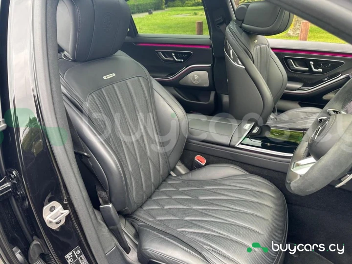 Mercedes S-class Black