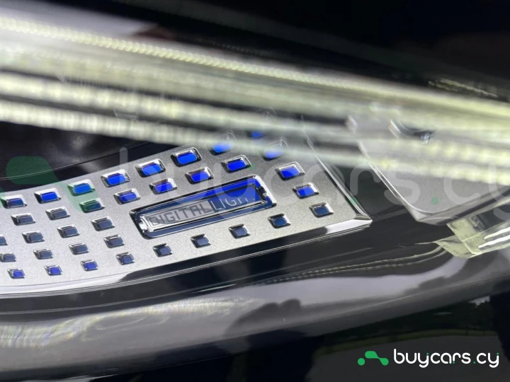 Mercedes S-class Black