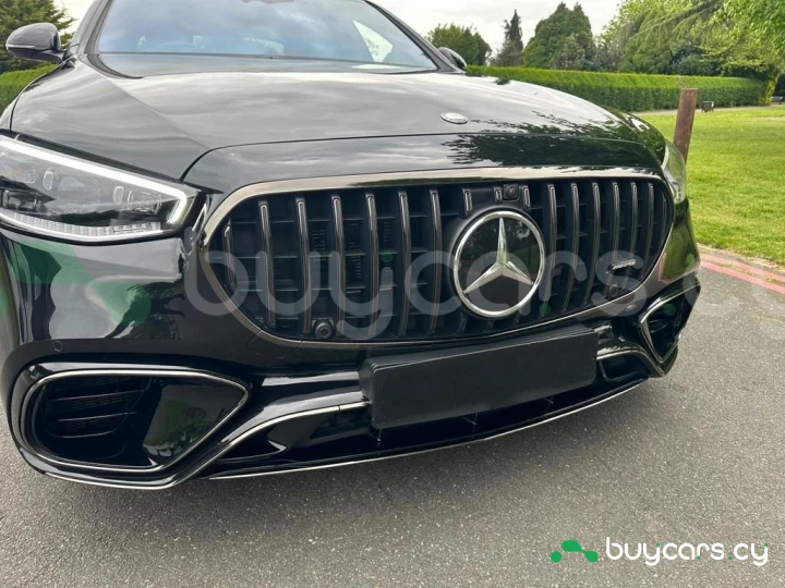 Mercedes S-class Black