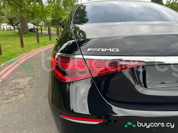 Mercedes S-class Black