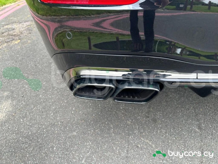 Mercedes S-class Black