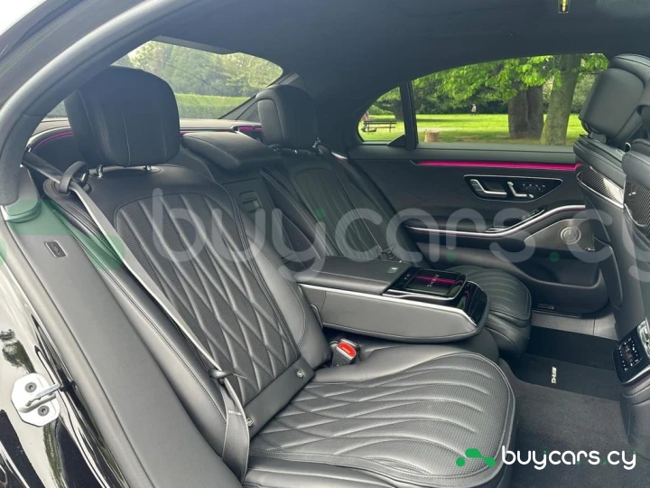 Mercedes S-class Black