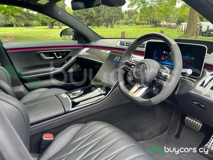 Mercedes S-class Black