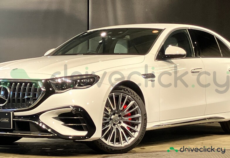 Mercedes E-class Белый