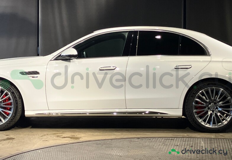Mercedes E-class Белый