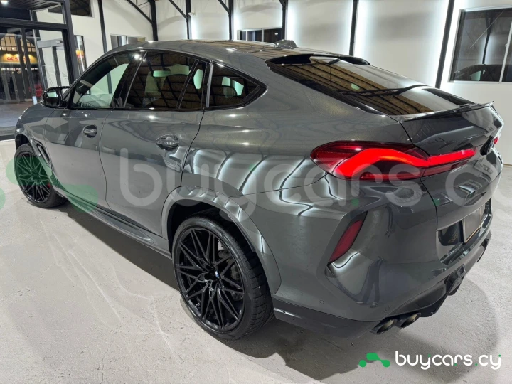BMW X6 M Серый