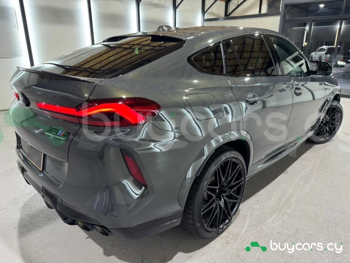 BMW X6 M Серый