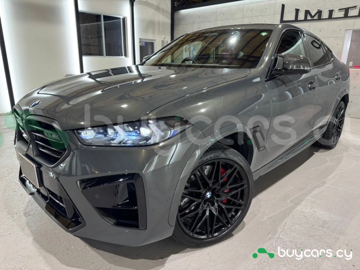 BMW X6 M Серый