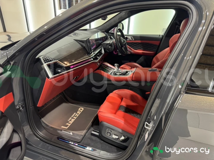 BMW X6 M Серый