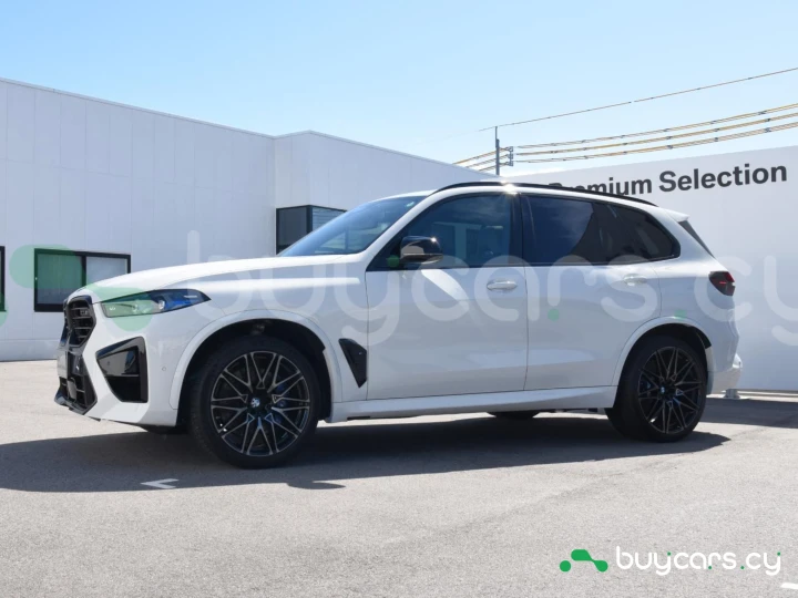 BMW X5 M Белый