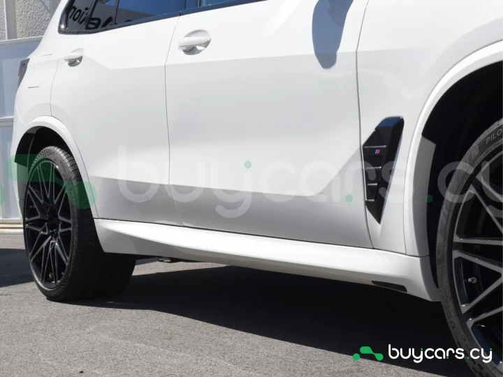 BMW X5 M Белый