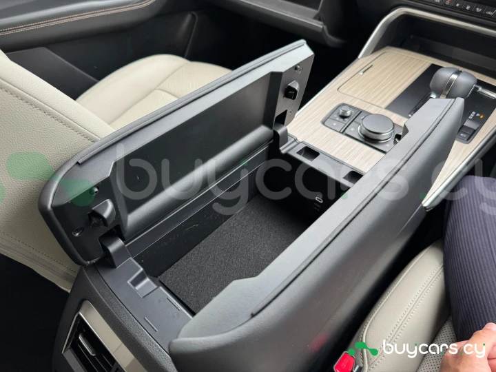 Mazda CX-80 Коричневый