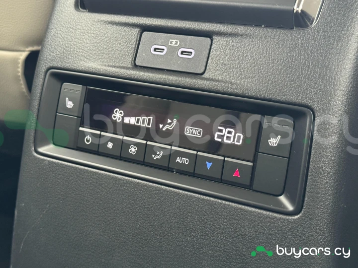 Mazda CX-80 Коричневый