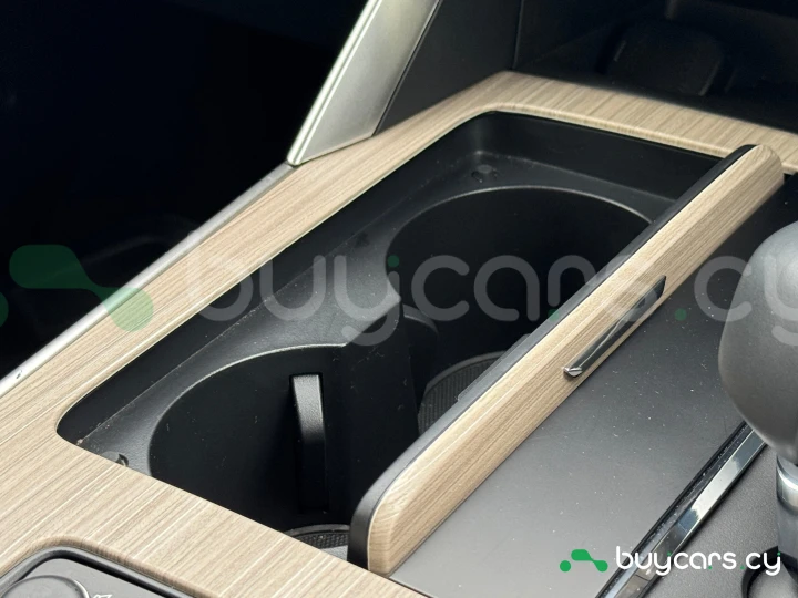 Mazda CX-80 Коричневый