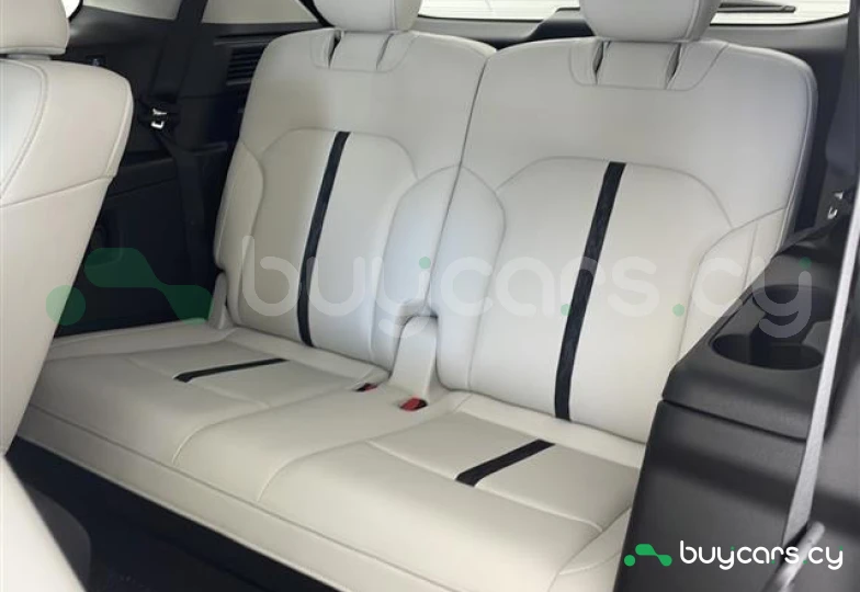 Mazda CX-80 Dark red