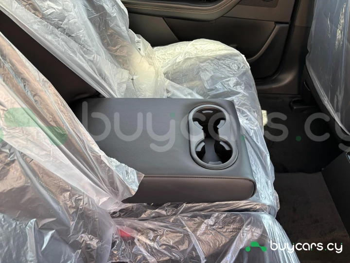 Mazda CX-80 Темно-красный