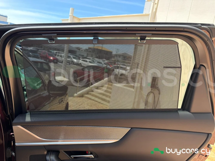 Mazda CX-80 Темно-красный